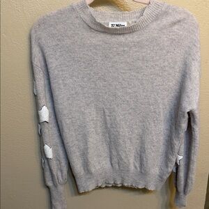 27 Miles Women's Soft Gray Crew Neck Sweater